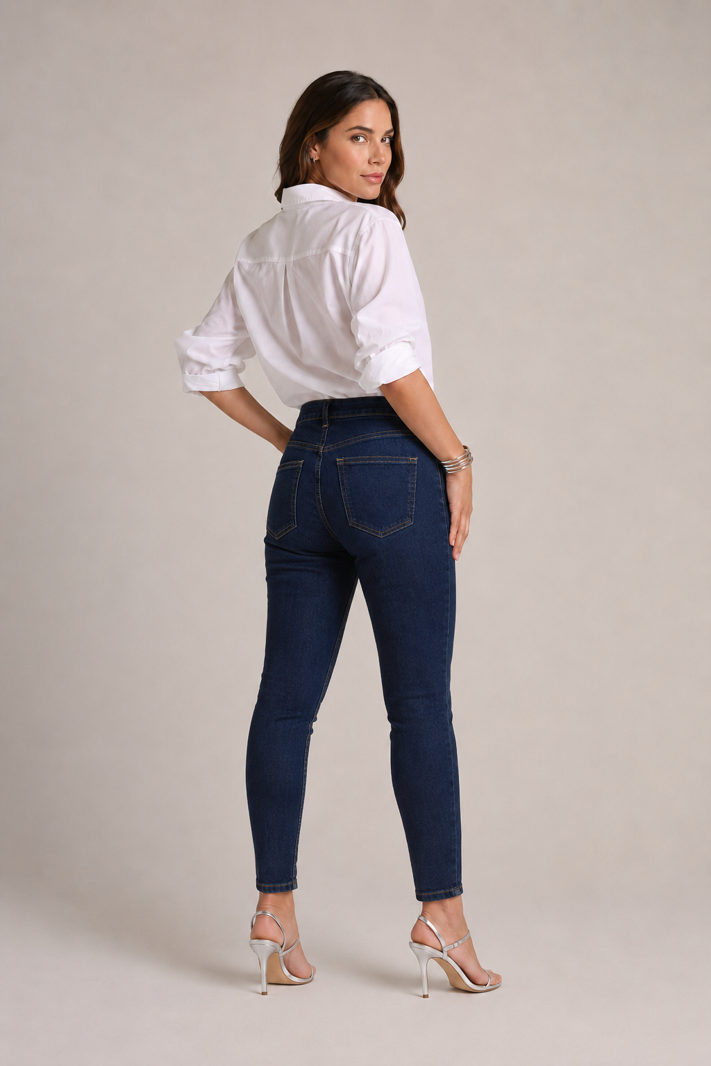 ESCURO