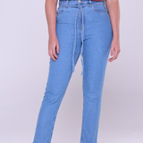 Calça Jeans Mom Com Cinto - Jeans Claro