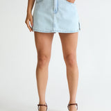 SHORTS SAIA COM CINTO FEMININO CLARO