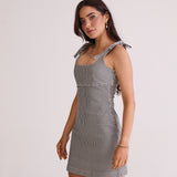 VESTIDO CURTO COM AMARRACAO VICHY PRETO