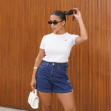 Short Feminino Jeans com Regulador