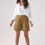 Bermuda Feminina Alfaiatada Com Pregas